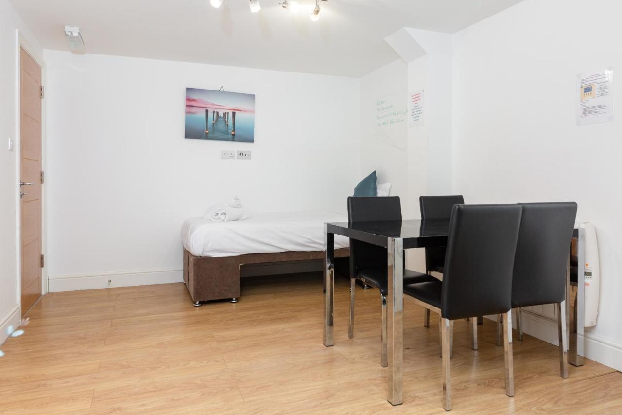 Book Today At Metro Serviced Apartments Bedford - Metro House ,Free Wifi Eksteriør bilde