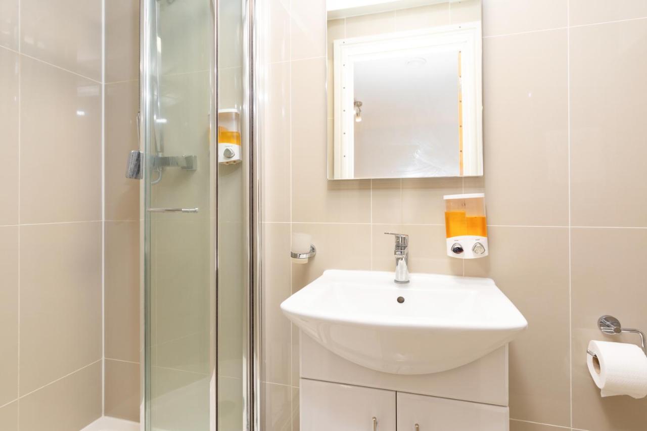 Book Today At Metro Serviced Apartments Bedford - Metro House ,Free Wifi Eksteriør bilde