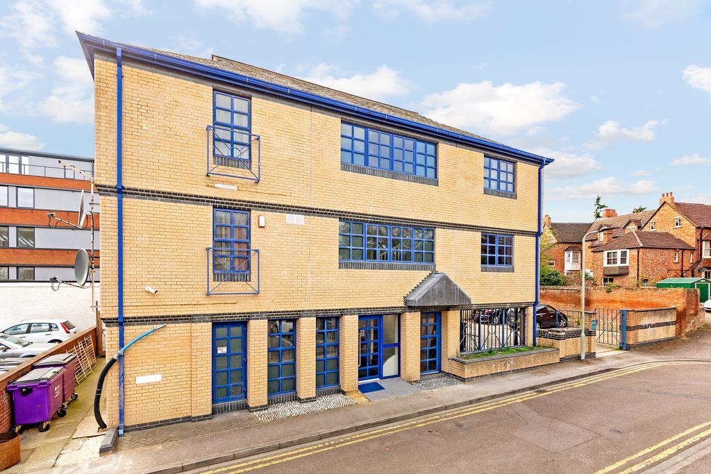 Book Today At Metro Serviced Apartments Bedford - Metro House ,Free Wifi Eksteriør bilde